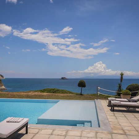 The Seasons Villa Svoronata Exterior photo